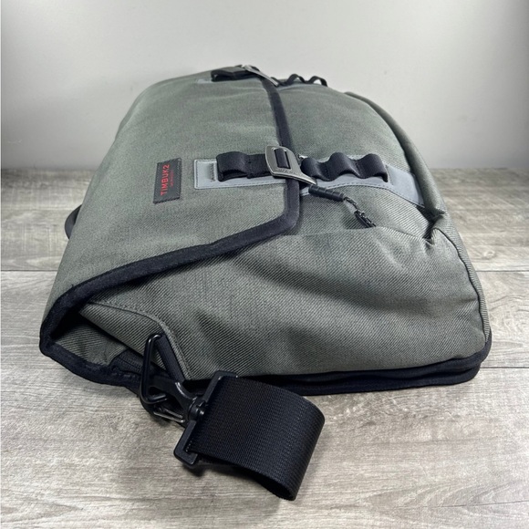 Timbuk2 Messenger Gray Courier Delivery Bike Messenger Laptop School Bag Pack - Picture 5 of 9